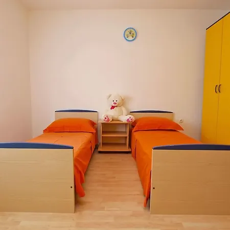 Alen 1413 Apartamento Pula